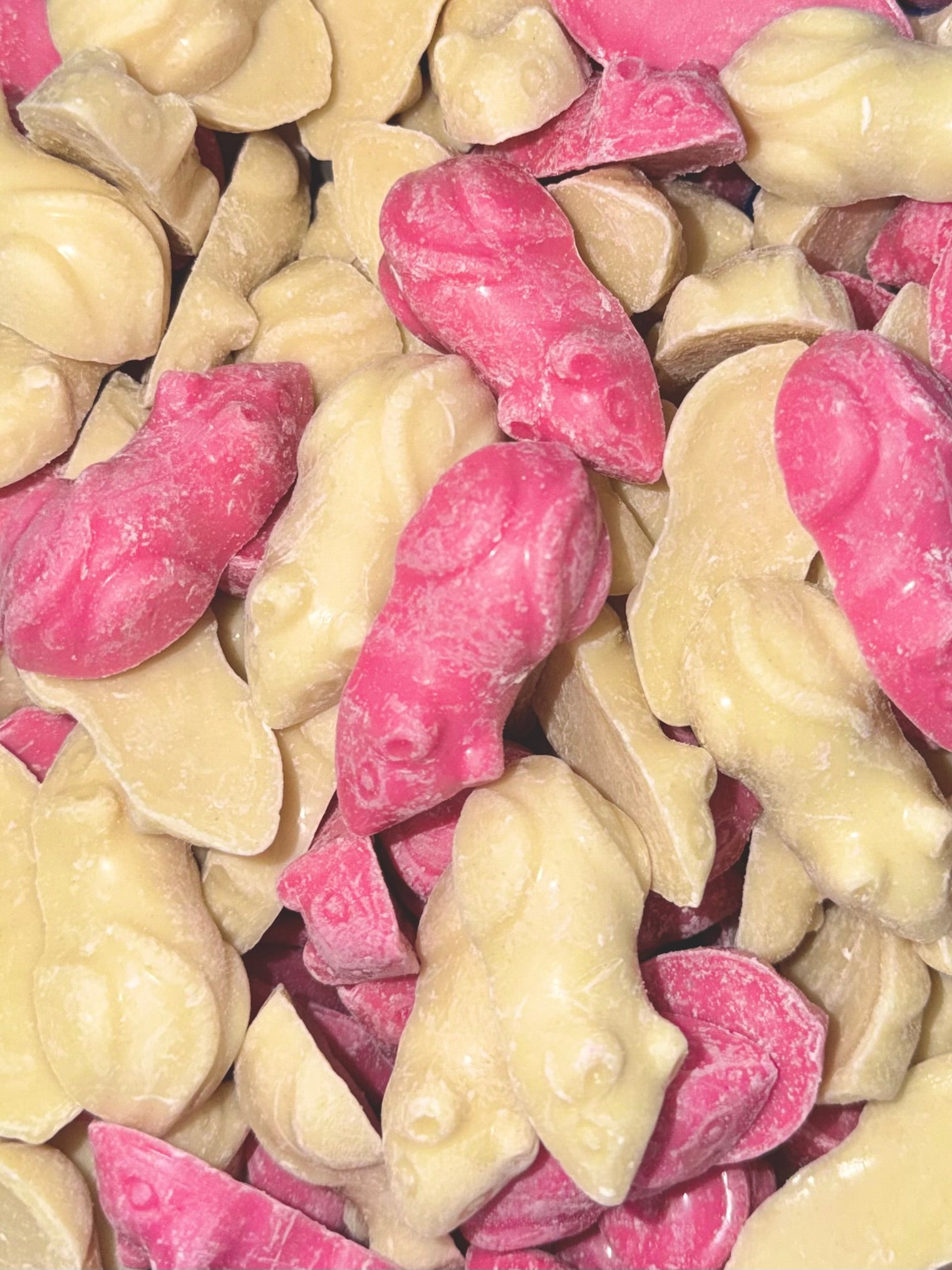 Strawberry White Chocolate Mice